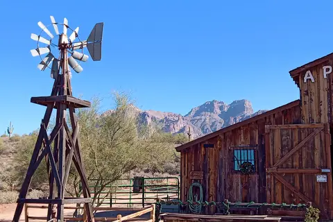Lost Dutchman State Park