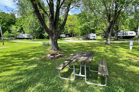 Misthaven Camp Resort