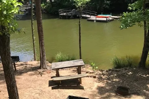 High Rock Lake Marina and Campground