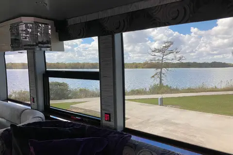 Lakeview Paradise RV Park