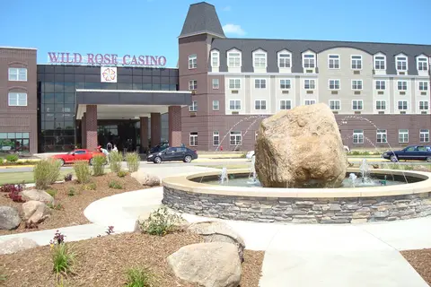 Wild Rose Casino and Resort