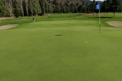 Twin Lakes Golf Course and RV Park