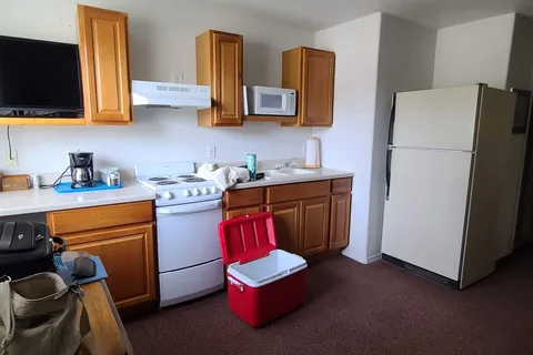 Pioneer Motel and RV Park
