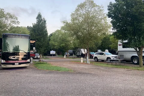 Ivy's Cove RV Retreat