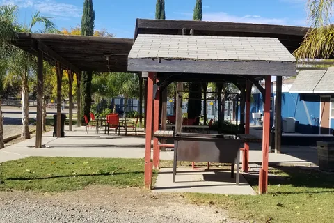 Oasis West RV Park