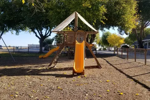 Oasis West RV Park