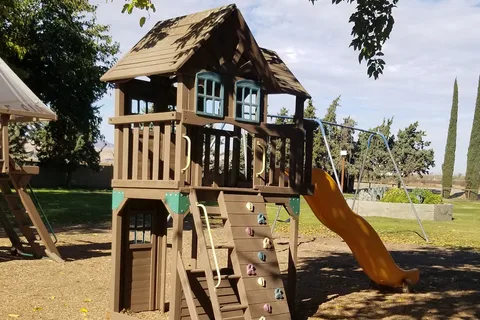 Oasis West RV Park