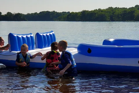 Buddy's River Resort