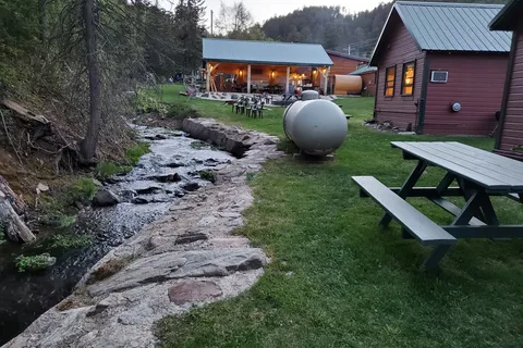 Whitetail Creek Resort