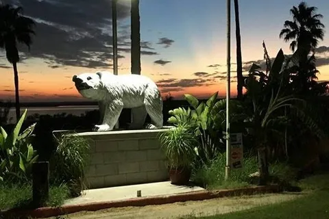 Oso Blanco Motel and RV Park