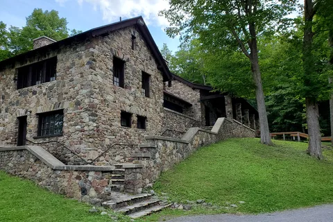 Green Lakes State Park