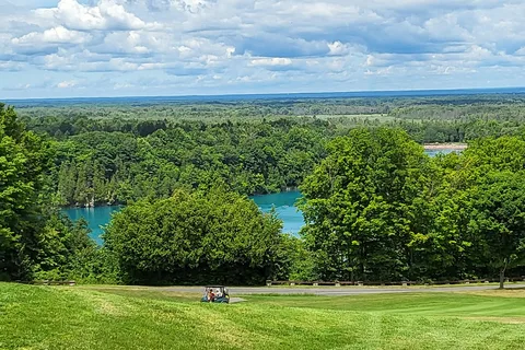 Green Lakes State Park