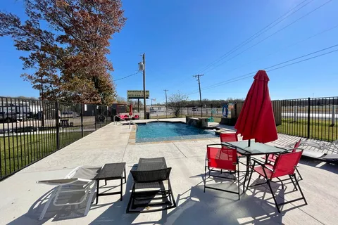 Valley Rose RV Park and Storage