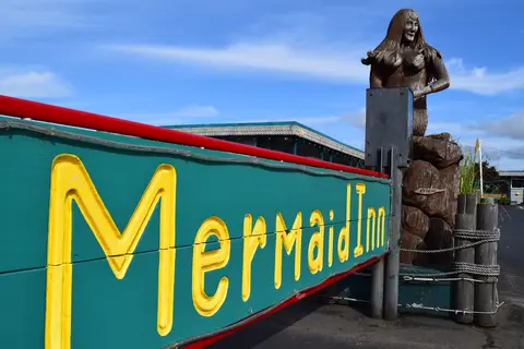 Mermaid Inn and RV Park