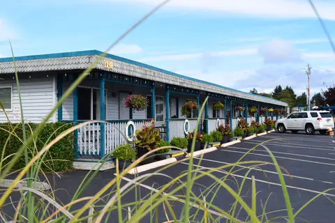Mermaid Inn and RV Park