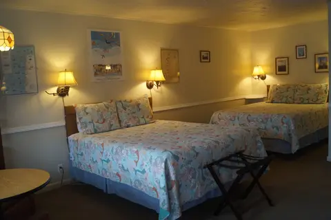 Mermaid Inn and RV Park