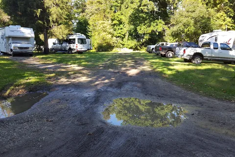 Glo Wood Campground