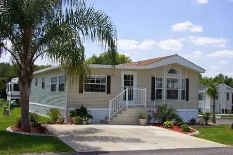 Cross Creek Country Club and RV Resort