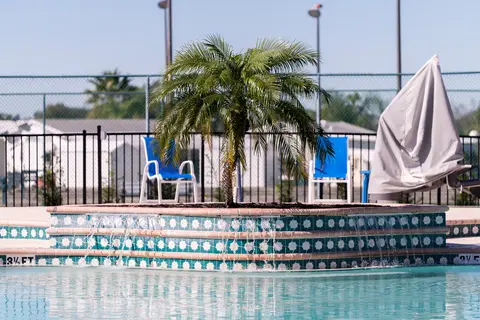 Cross Creek Country Club and RV Resort
