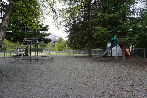 Moose Pass Campground