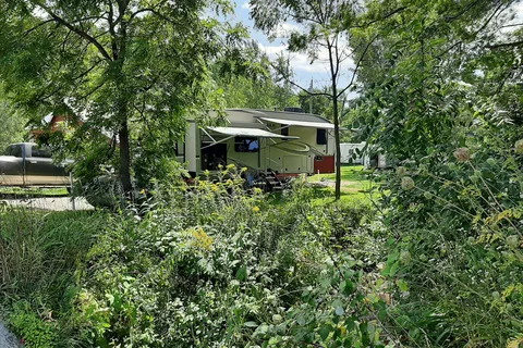 Pine Bluff Campsites