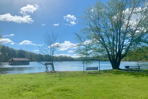 Moccasin Creek State Park