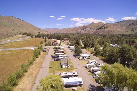 Meadows RV Park