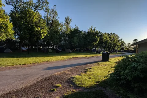 Chris' Campground