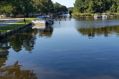 Twin Lakes RV and Camping Resort