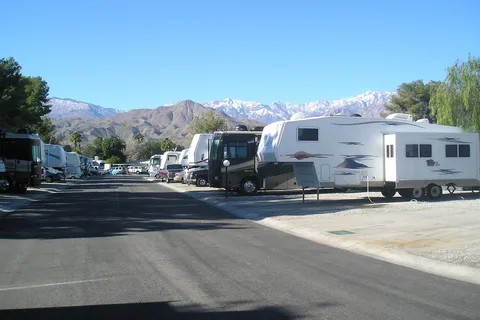 Palm Springs Oasis RV Resort