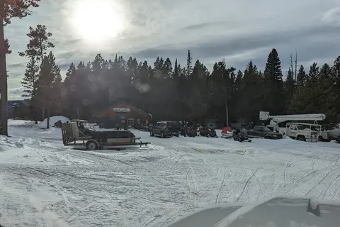 Bear Lodge Resort