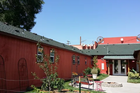 Wild Goose Lodge Motel and RV