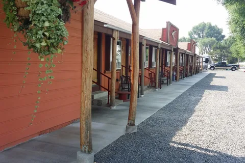 Wild Goose Lodge Motel and RV