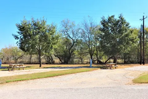 Patriot RV Park - Gonzales