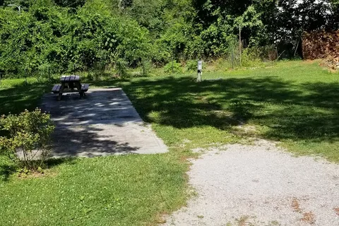 Town Mountain Travel Park