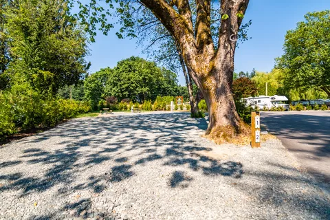 Pathfinder Motel and RV Park