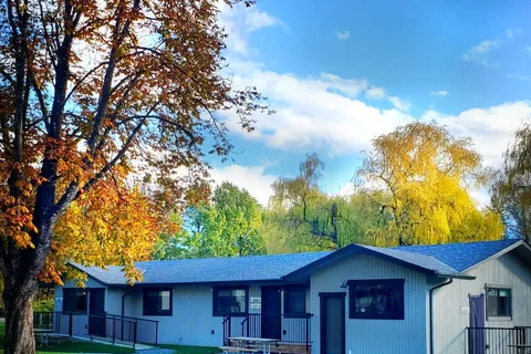 Pathfinder Motel and RV Park