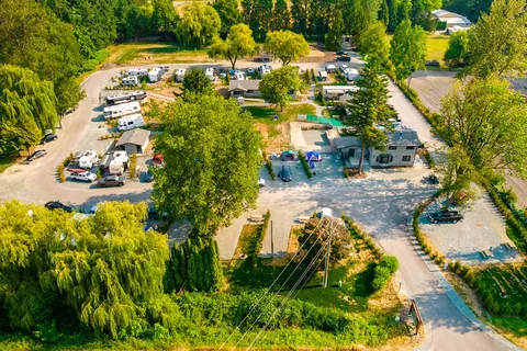 Pathfinder Motel and RV Park