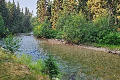 Yellowhead RV Park and Campground