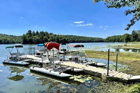 Keen Lake Camping and Cottage Resort