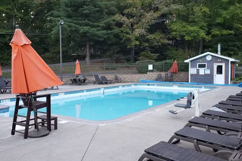Keen Lake Camping and Cottage Resort