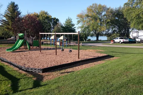 Neshonoc Lakeside Camping Resort