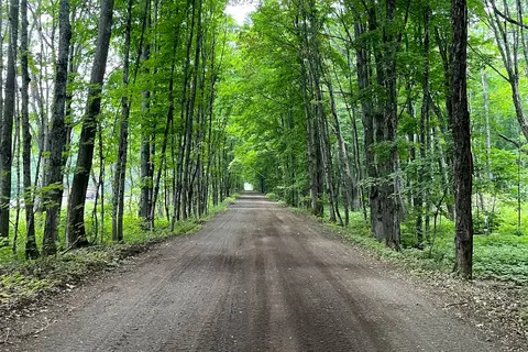 Twin Lakes State Park