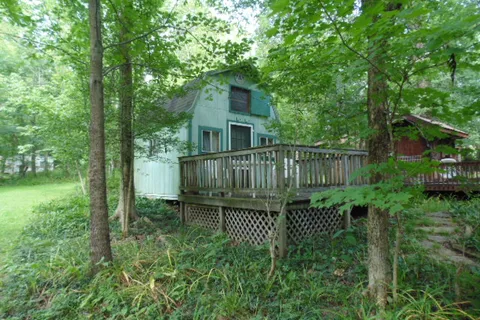 Drakes Ridge Rustic Nudist Retreat