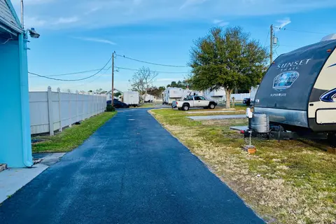 Lakeside North RV Resort