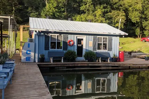 Horseshoe Bend Marina and Campgrounds