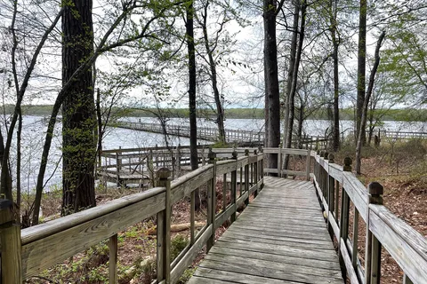 Le Fleurs Bluff State Park