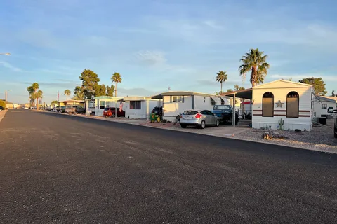 HoHo Kam Mobile Village- RV Park