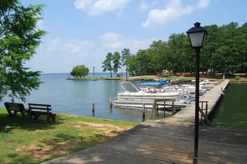 Lake Gaston RV and Camping Resort