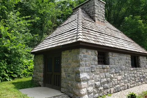 Semi-Modern - Flandrau State Park